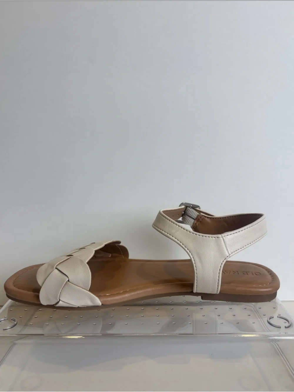 Old Navy Girls Size 1 Creme De La Creme Faux-Leather Braided Sandals